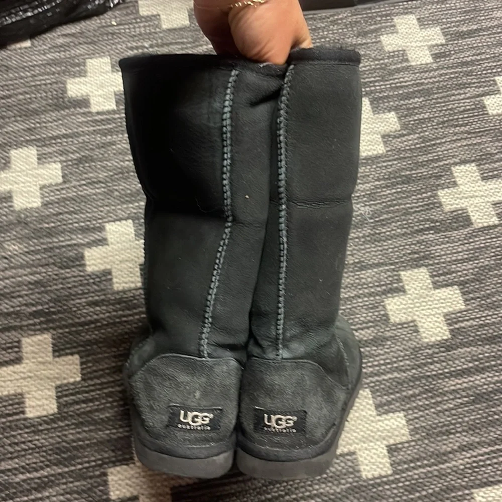 Ugg Black Boots Size 6 - Picture 3 of 6